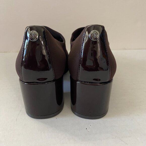 Donald Pliner Size 5 Heel Brown Pump Square Toe Stretch Fabric New - Picture 4 of 6